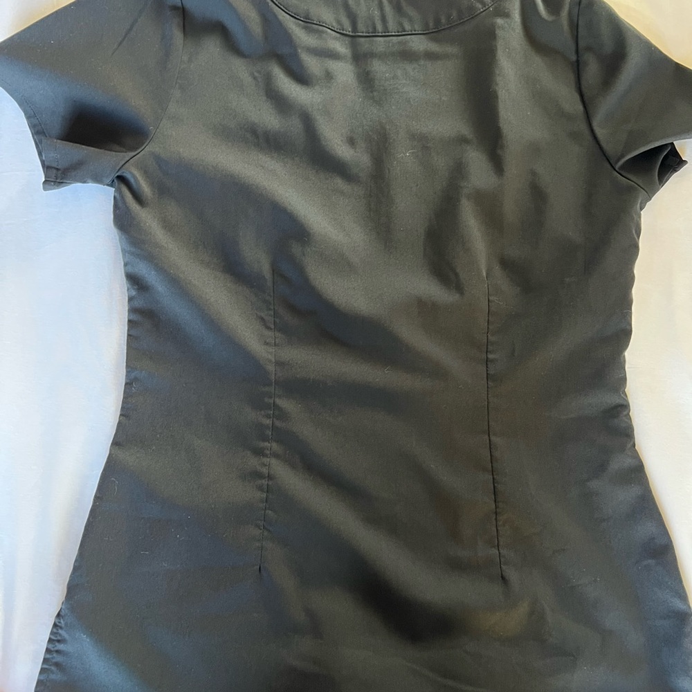 Scrub sets - Picture 14 of 16